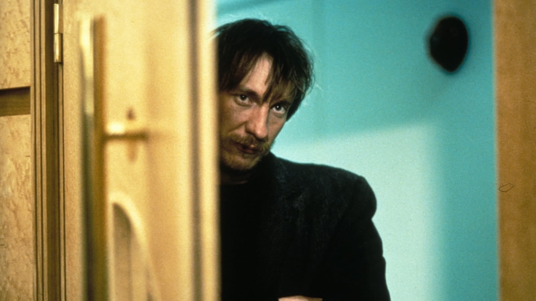 Naked (1993) izle